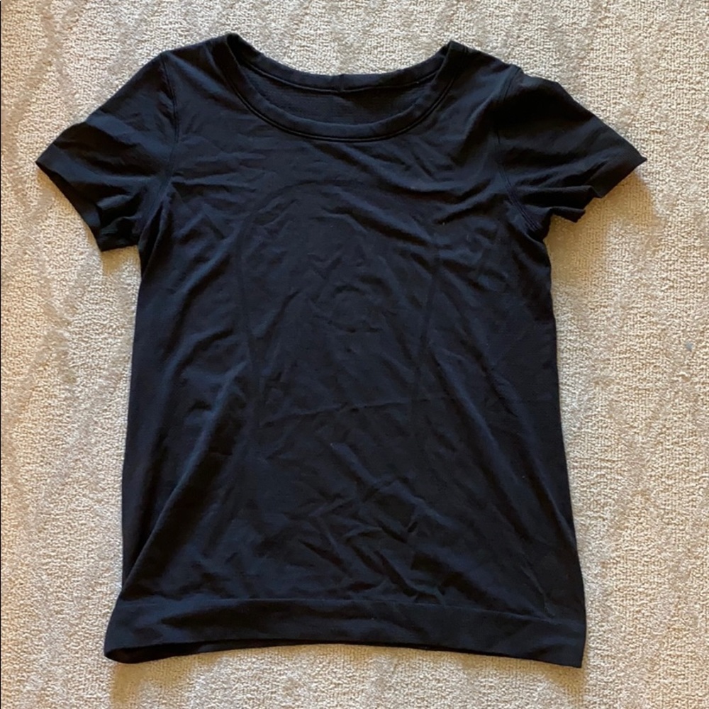 Lululemon swiftly tech shirt